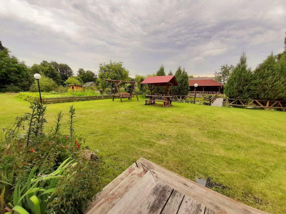 Gospodarstwo Agroturystyczne Pod Lasem Maria Plazio Narol Luaran gambar